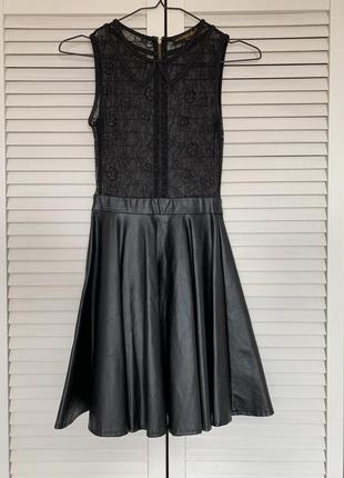 Черное кружевное, кожаное стильное платье, платье missguided, размер xs