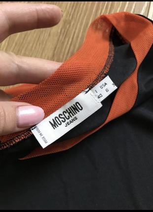 Moschino продам удлинённую футболку5 фото