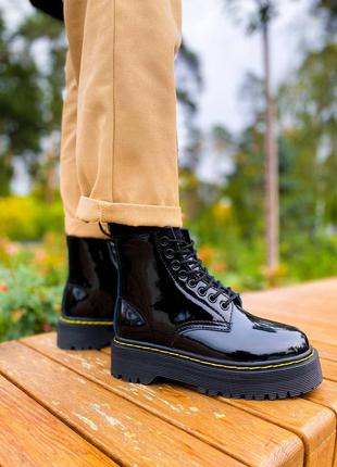 Женские ботинки dr. martens jadon patent black fur мех скидка sale | жіночі черевики знижка