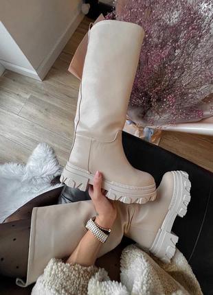 Gia boots beige