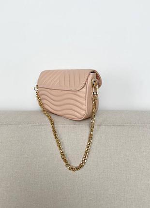 Wave light pink mini pochette metis brown/beige брендовая стильная розовая сумочка с цепью известный бренд жіноча шикарна рожева сумка8 фото