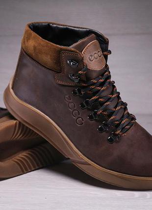 Зимние кожаные спортивные ботинки меху ecco nubuck brown10 фото