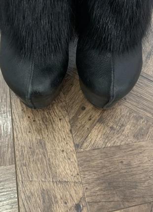 Шкіряні черевики на платформі, ботильйони на танкетці з хутром кролика