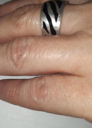 Серебряное кольцо с чернением перстень каблучка обручка3 фото