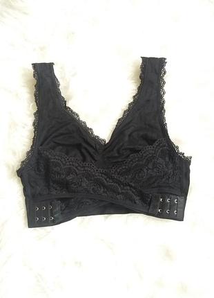 Топ с кружевными вставками