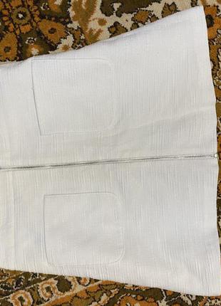Белая мини юбка new look на замке4 фото