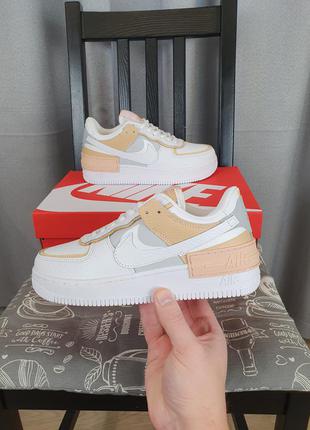 Nike air force 1 shadow spruce aura белые с бежевым кроссы женские