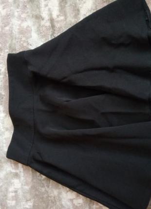 Новенька спідничка