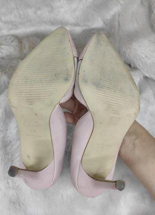 Нежно - розовые базовые нюдовые бежевые туфли лодочки на каблуке new look5 фото