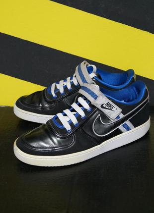 Кожаные кеды с текстилем на липучке