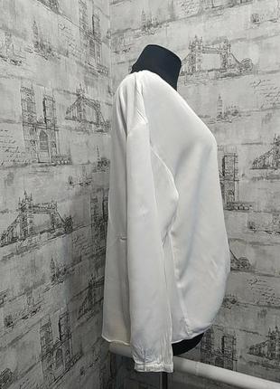 Белая молочная блуза с длинным рукавом тоненькая2 фото
