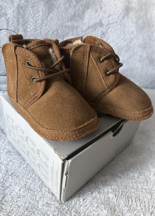 Ботинки пинетки угги uggs 6 -12 мес