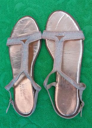 Яскраві босоніжки prlmark( розпродаж).