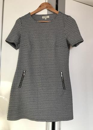 Платье с молниями в гусиную лапку