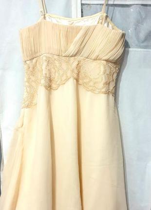 Сукня ніжна, легка, кремового кольору.  вишита на талії поїдками, з боку на блискавці5 фото