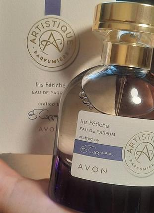 Avon artistique iris fetiche