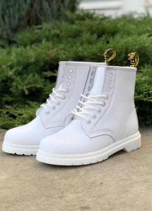 Dr.martens 1460 mono white женские белые зимние ботинки с мехом мартинс натуральная кожа жіночі білі зимні ботінки з хутром натуральна шкіра