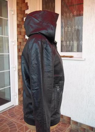 ( 48 р ) divided мужская  куртка c капюшоном  эко-кожа2 фото