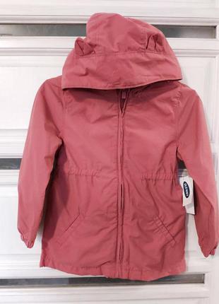 Курточка водооталивающая непродуваемая  на подкладке розовая с капюшоном с ушками на девочку 5 лет