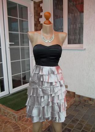 Шикарное платье-известной фирмы fishbone (40/42р)