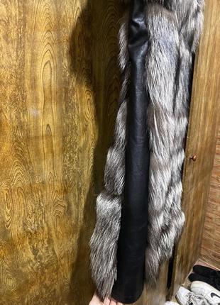 Меховая жилетка(чернобурка)