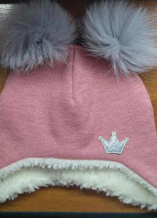 Шапка шапочка с помпонами для девочки