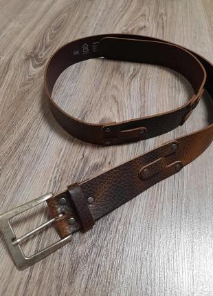 Чудовий шкіряний ремінь, німеччина