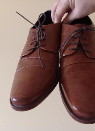 Стильные мужские туфли классика