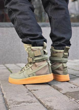 Кросівки nike sf air force 1 high khaki7 фото