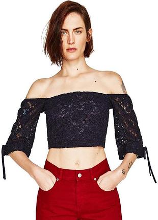 Блуза кроп топ плечи вышивка кружево воланы zara