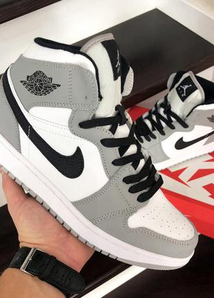 Мужские кроссовки nike air jordan кожаные серые белые