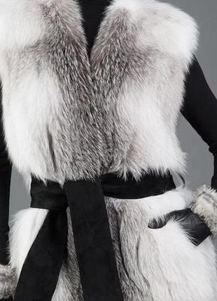 Меховая жилетка, арктическая лиса.элитная жилетка luxe качество.7 фото