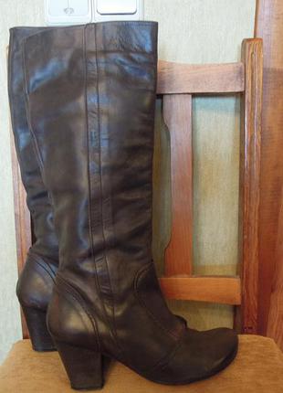 Шкіряні чоботи