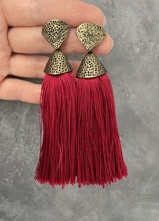 Сережки кисті нові.