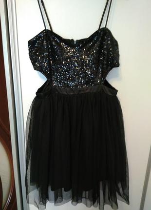 Красиве, ошатне, плаття, розмір 44-46