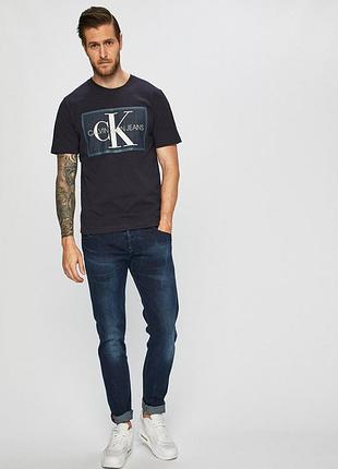 Футболка чоловіча з коротким рукавом кельвін кляйн👕t-shirt чоловіча calvin klein jeans р. м🇺🇸🇨🇳