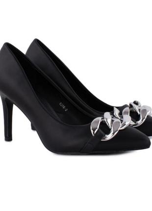 Стильні чорні класичні туфлі на шпильці класичні з гострим носком ланцюгом ланцюжком модні2 фото