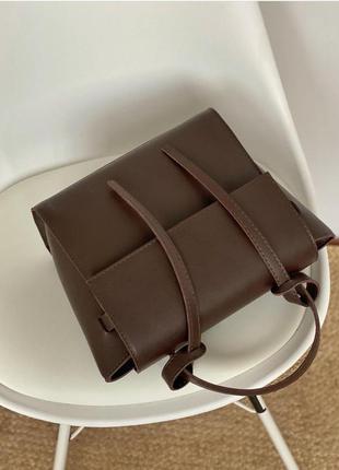 Стильні сумки коричневого (шоколадного) кольору4 фото