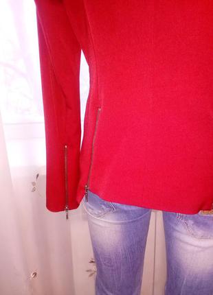 Красный стильный педжак5 фото