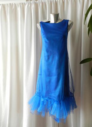 Гарне плаття а силует з фатином сітка двошаровий волан рюші без пояса