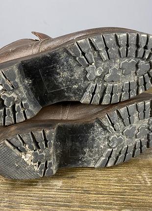 Ботинки кожаные очень крепкие, вибрамы