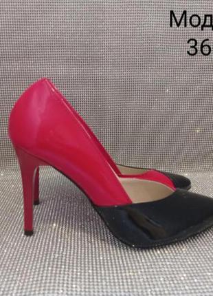 Туфлі з лакованої шкіри на підборах 36р.