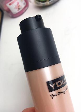 Тональный крем с легким мерцающим финишем yolo velvet luminous foundation spf60+ pa++ 30 ml