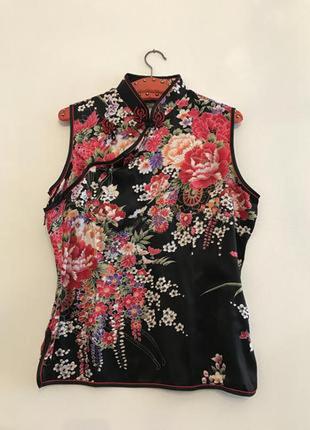 Шёлковая блузка в цветочный принт5 фото