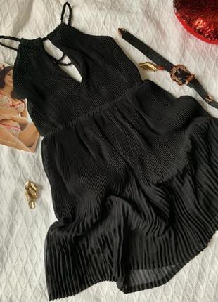Чёрное нарядное платье плиссе размер м2 фото