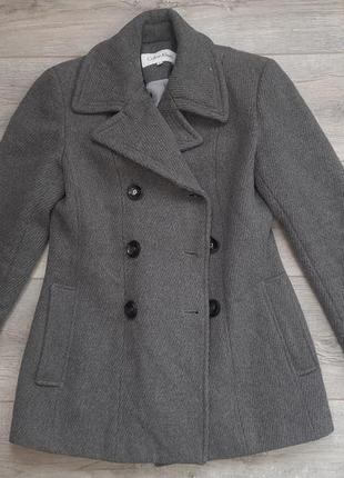 Короткое пальто calvin klein1 фото