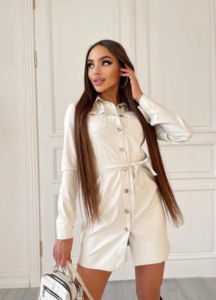 Платье из эко кожи