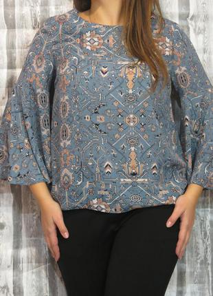 Блуза с широкими рукавами  размер 46