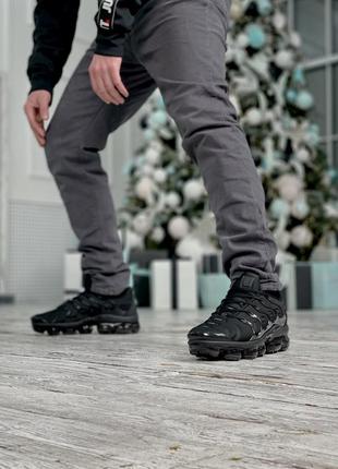 Кроссовки мужские найк nike air vapormax plus triple black3 фото