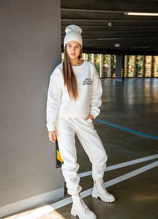 Спортивний костюм білий на флісі з написами дівчинці зростання 152-170